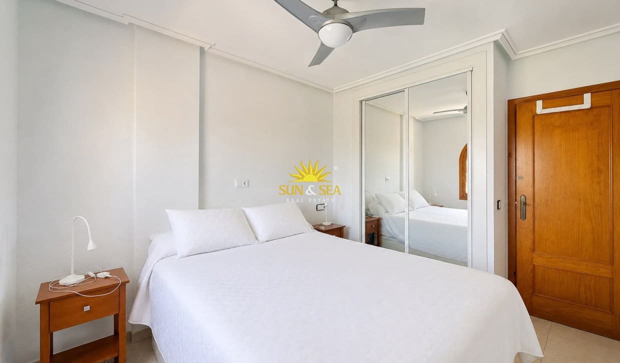 2 Zimmer Apartment zu vermieten in Torre del Moro mit Pool - 900 € (Ref: 10012620)