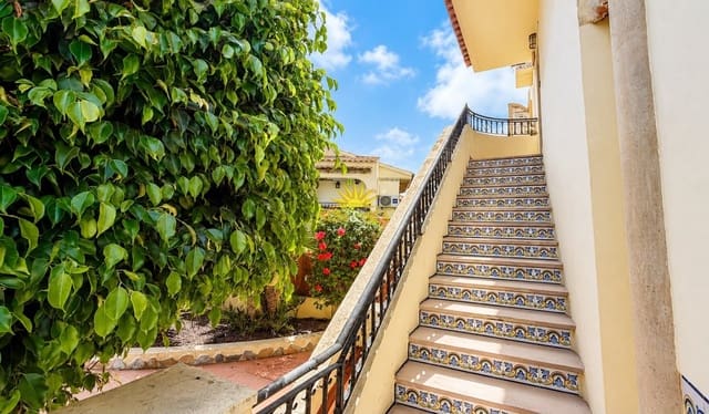 2 Zimmer Apartment zu vermieten in Torre del Moro, Torrevieja - 900 € (Ref: 10012620)