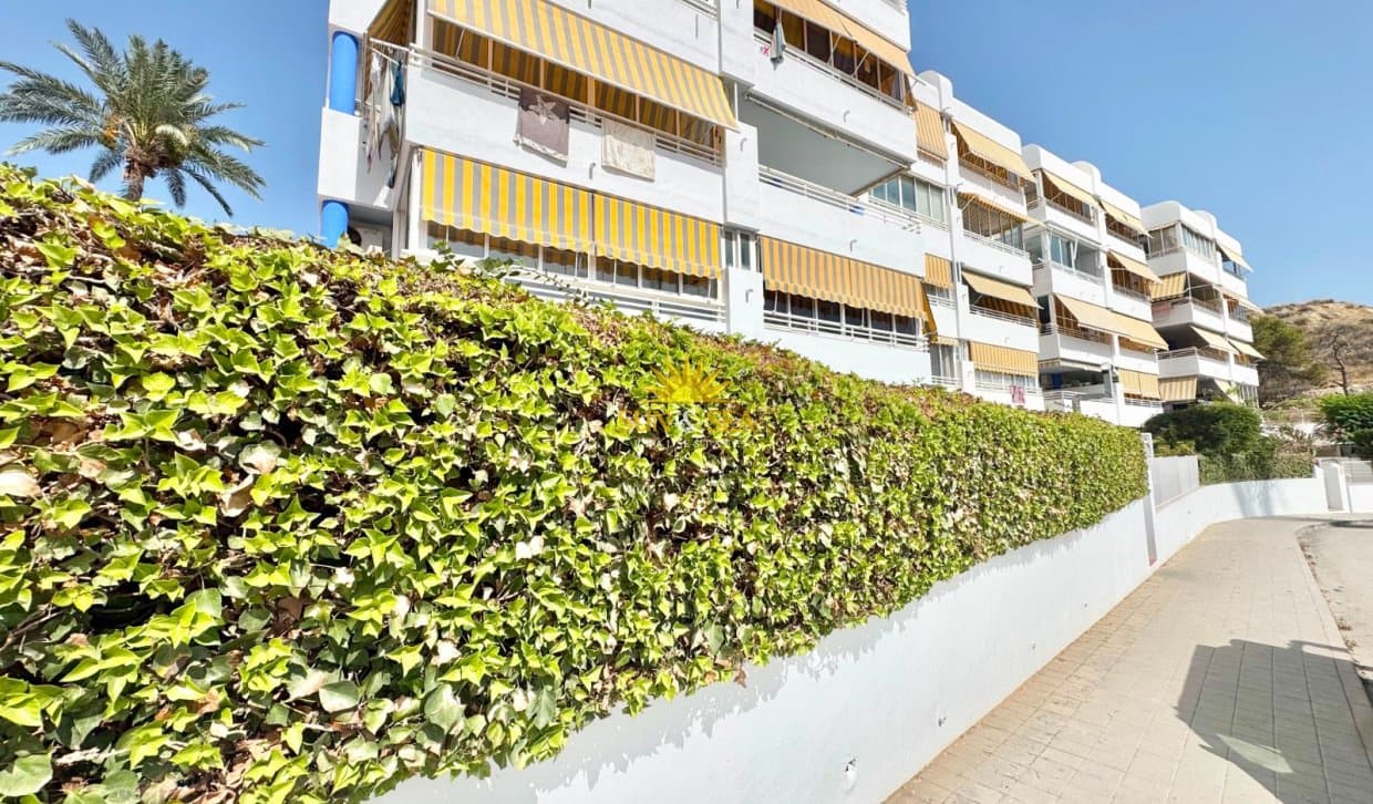 Apartamento de 1 habitación en La Villajoyosa / Vila Joiosa en alquiler con piscina garaje - 1.000 € (Ref: 10014792)