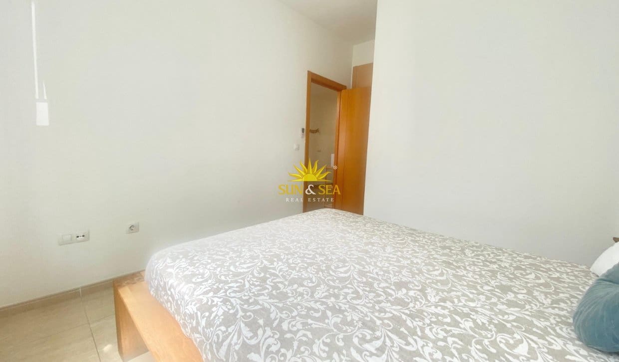 2 bedroom Apartment for holiday rental in El Campello with pool - € 900 (Ref: 10014868)