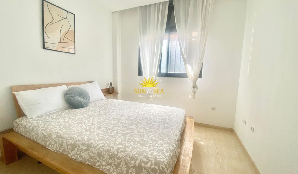 2 bedroom Apartment for holiday rental in El Campello with pool - € 900 (Ref: 10014868)
