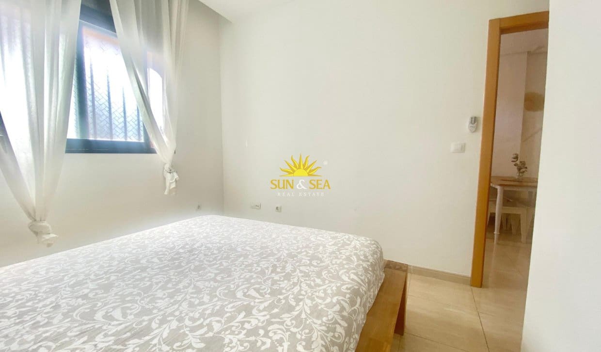 2 bedroom Apartment for holiday rental in El Campello with pool - € 900 (Ref: 10014868)