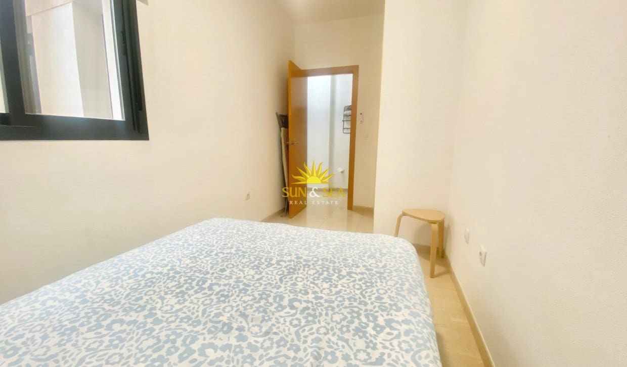 2 bedroom Apartment for holiday rental in El Campello with pool - € 900 (Ref: 10014868)
