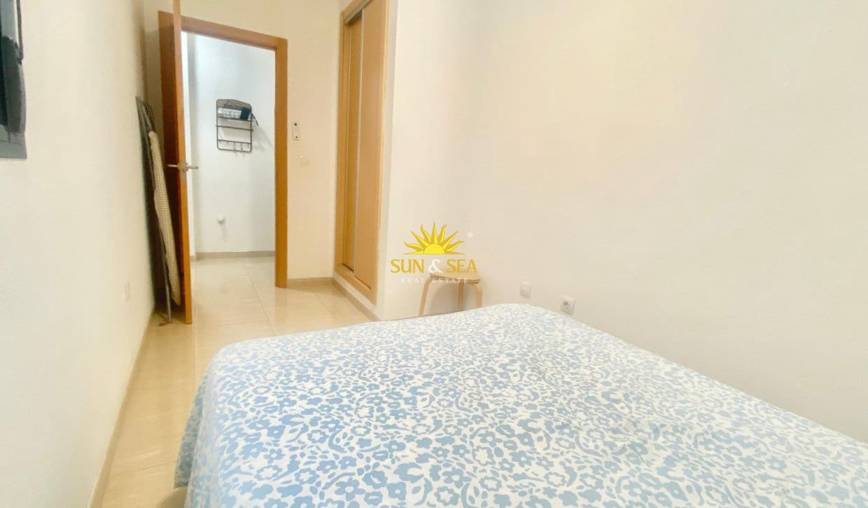 2 bedroom Apartment for holiday rental in El Campello with pool - € 900 (Ref: 10014868)