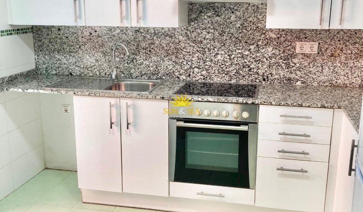 3 sovrum Lägenhet att hyra i San Vicente / Sant Vicent del Raspeig med pool - 1 500 € (Ref: 10014869)