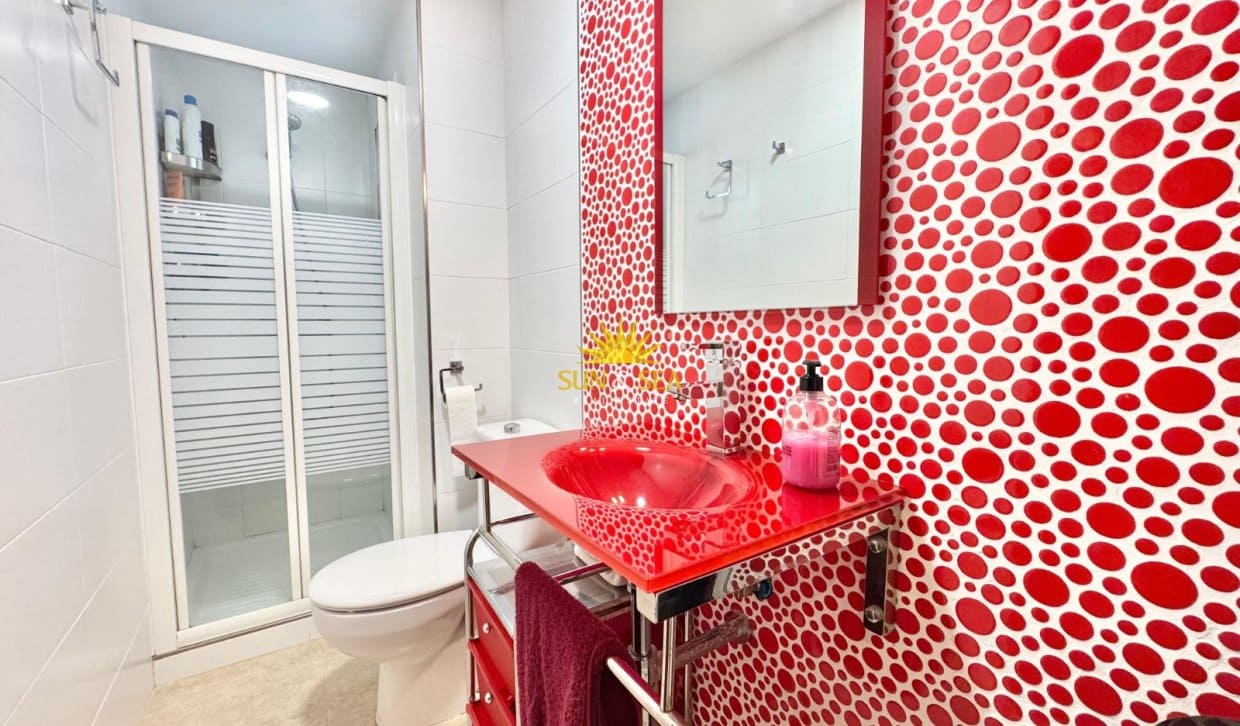 2 camera da letto Appartamento da affitare come casa vacanza in Torrevieja con garage - 900 € (Rif: 10016770)