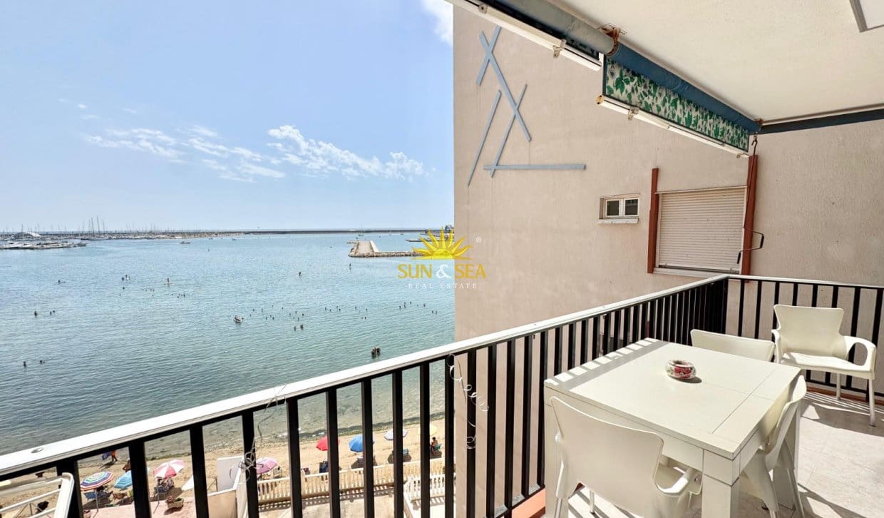 2 camera da letto Appartamento da affitare come casa vacanza in Torrevieja con garage - 900 € (Rif: 10016770)