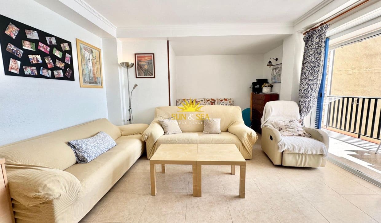 2 camera da letto Appartamento da affitare come casa vacanza in Torrevieja con garage - 900 € (Rif: 10016770)
