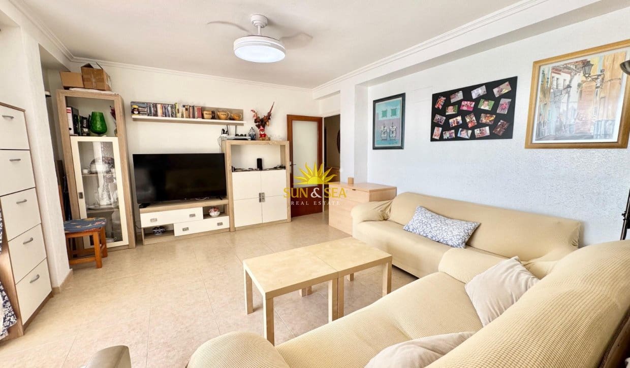 2 camera da letto Appartamento da affitare come casa vacanza in Torrevieja con garage - 900 € (Rif: 10016770)