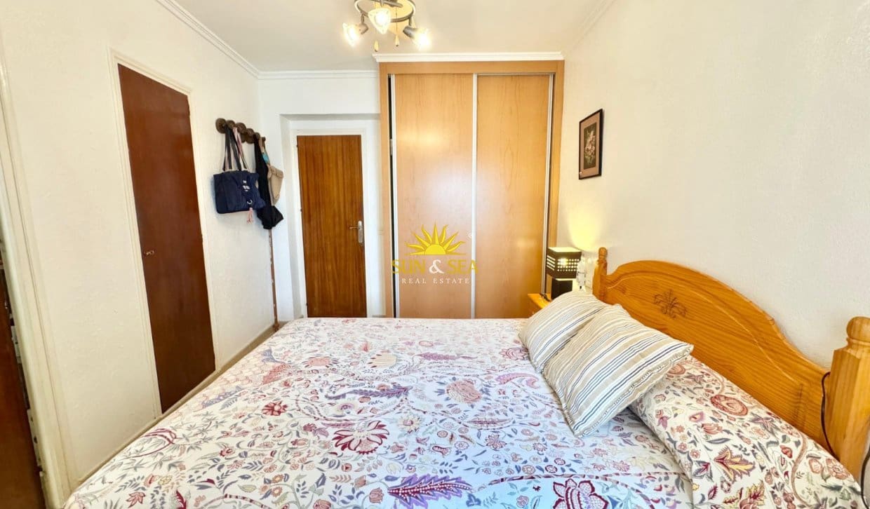 2 camera da letto Appartamento da affitare come casa vacanza in Torrevieja con garage - 900 € (Rif: 10016770)
