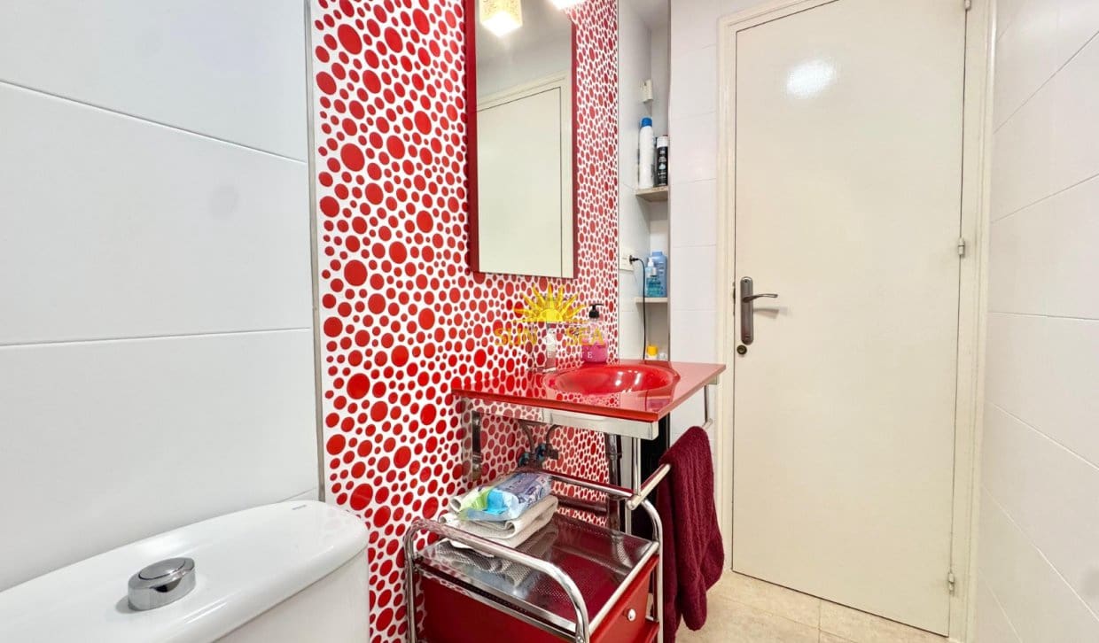 2 camera da letto Appartamento da affitare come casa vacanza in Torrevieja con garage - 900 € (Rif: 10016770)