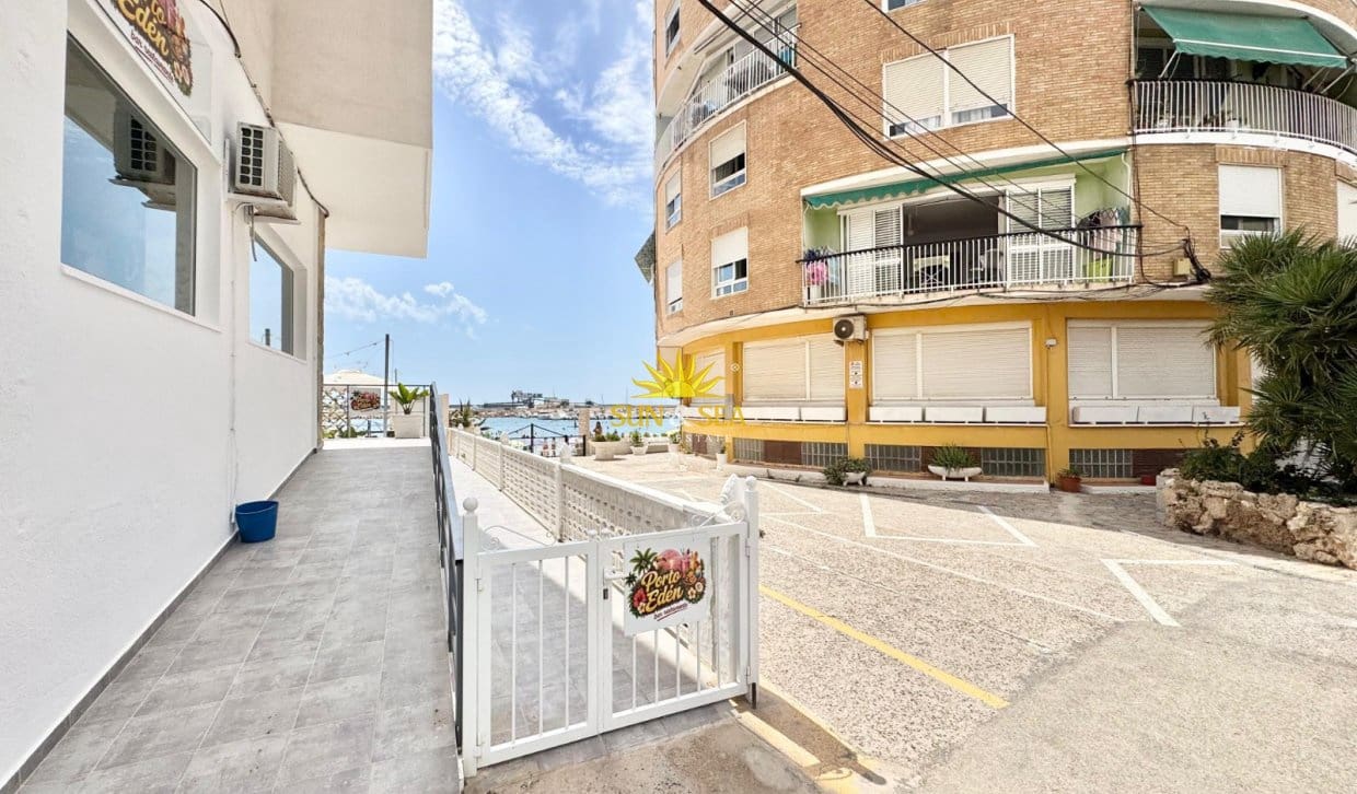 2 camera da letto Appartamento da affitare come casa vacanza in Torrevieja con garage - 900 € (Rif: 10016770)
