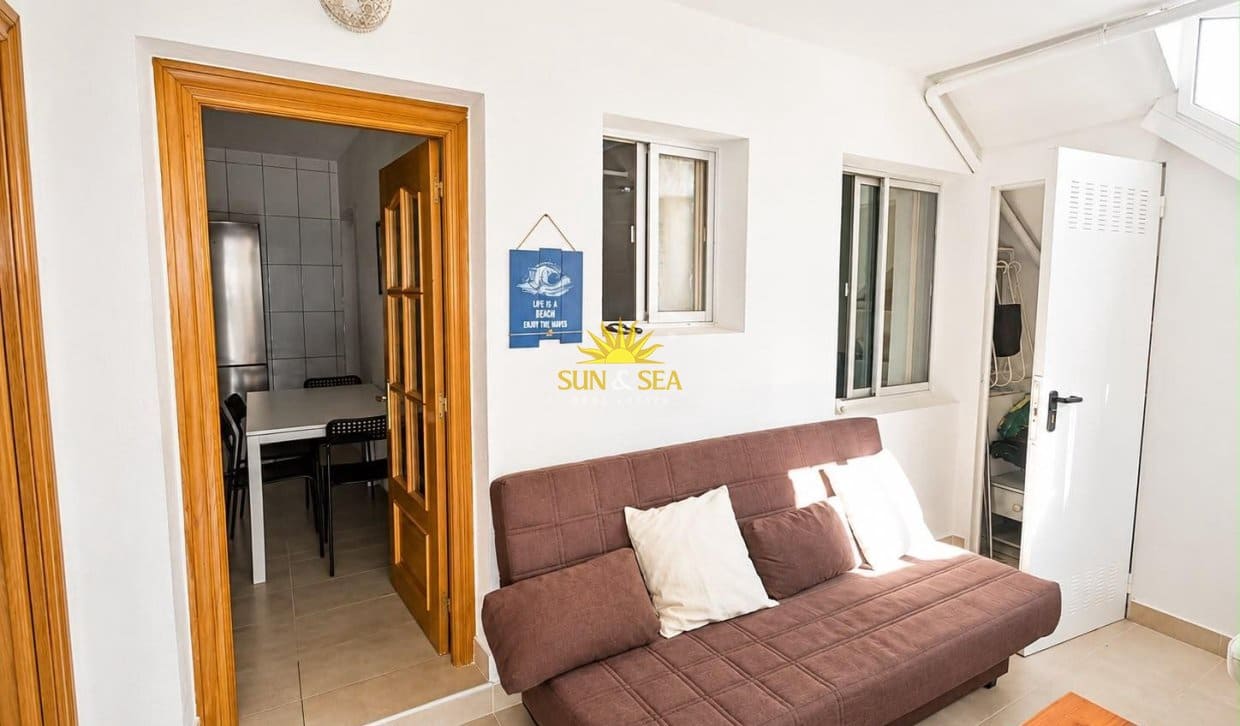 2 bedroom Townhouse for sale in Torrevieja - € 129,990 (Ref: 10016771)