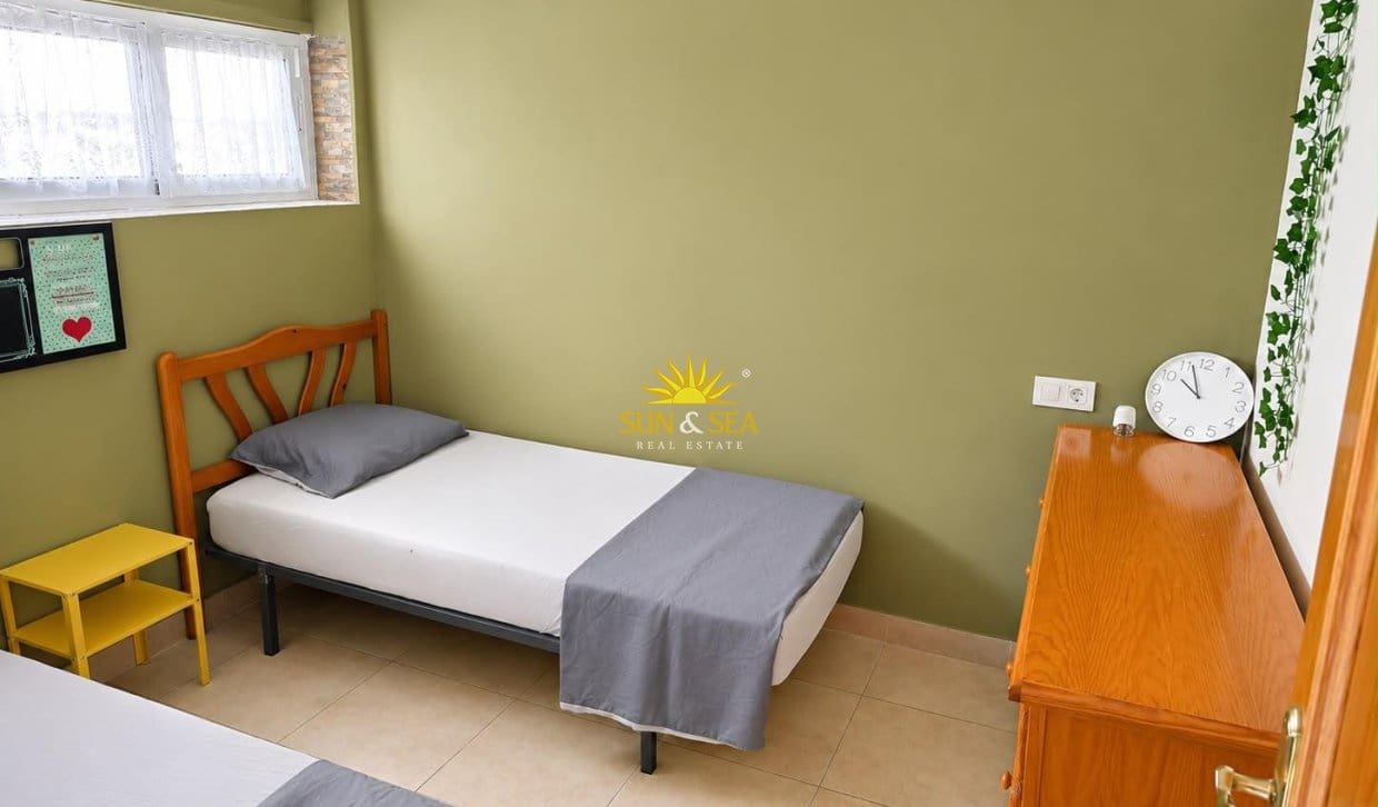 2 bedroom Townhouse for sale in Torrevieja - € 129,990 (Ref: 10016771)