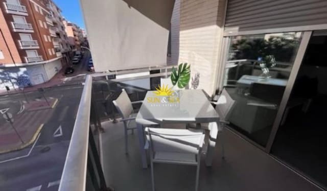   2 soveværelse   ferieLejlighed i Guardamar Playa, Guardamar del Segura   - € 950 (Ref: 10016829)