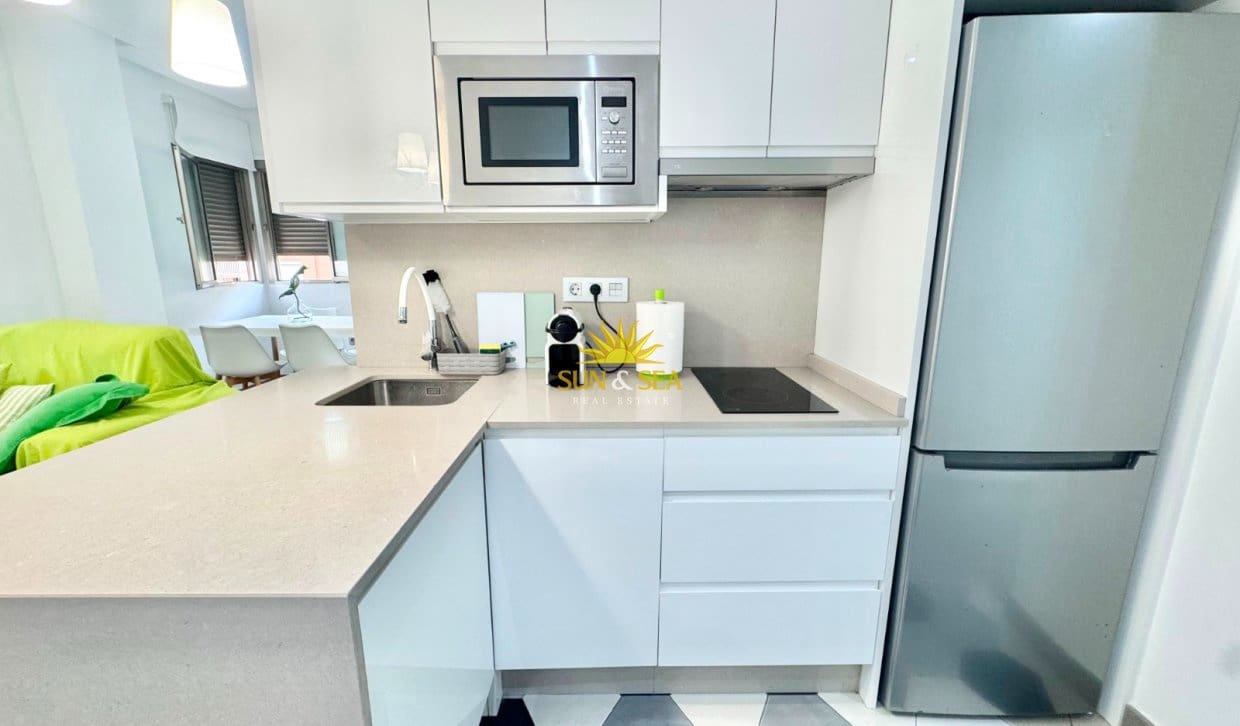 2 slaapkamer Appartement voor vakantieverhuur in Guardamar del Segura - € 950 (Ref: 10016829)