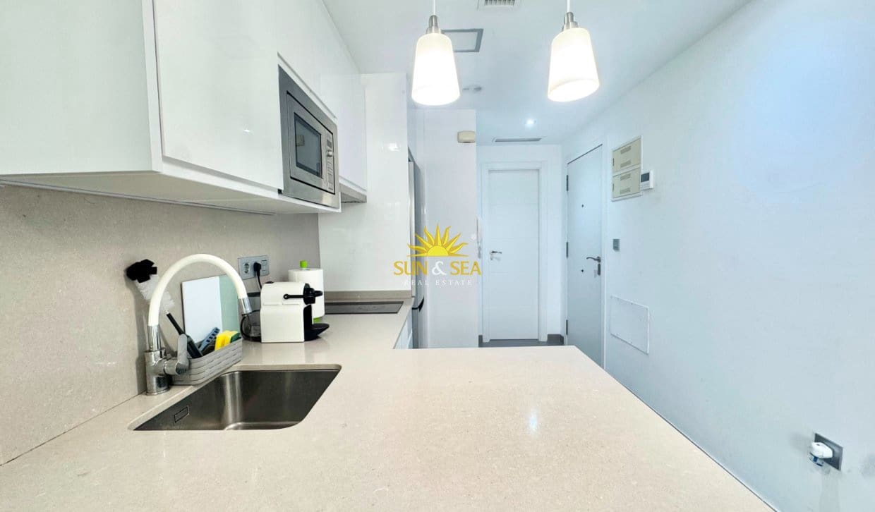 2 slaapkamer Appartement voor vakantieverhuur in Guardamar del Segura - € 950 (Ref: 10016829)