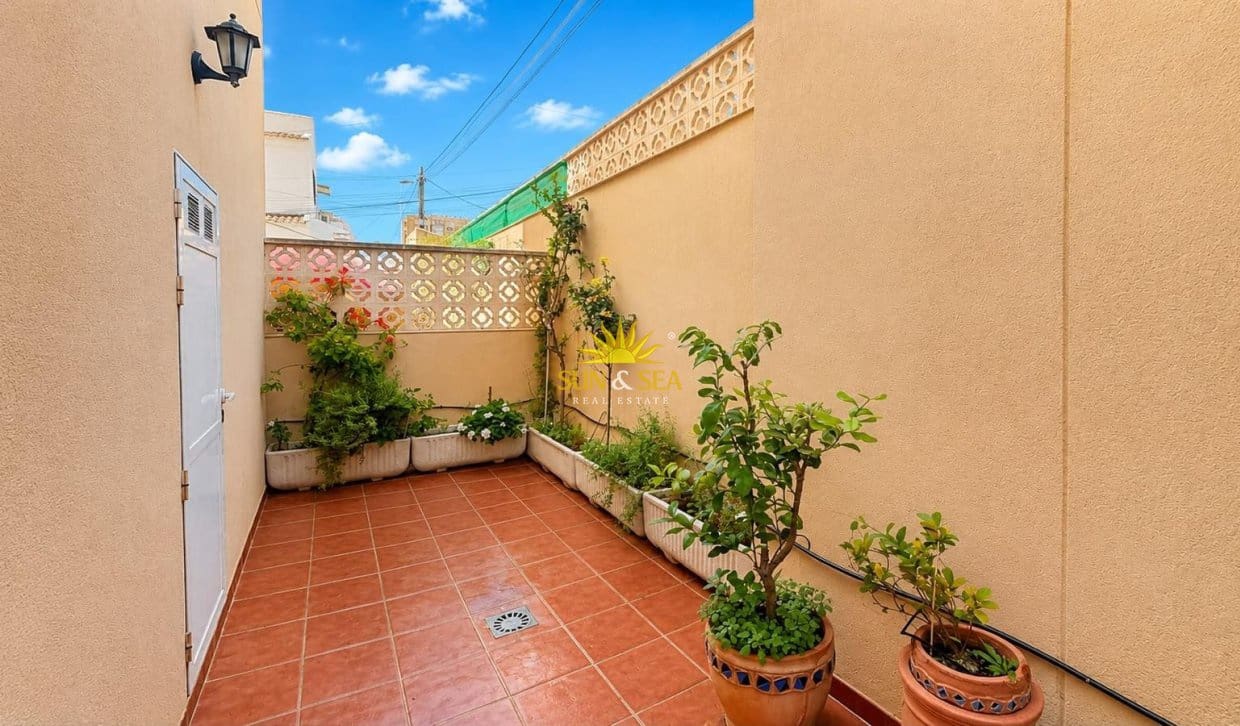 3 soverom Leilighet til salgs i Torrevieja med garasje - € 296 990 (Ref: 10019371)