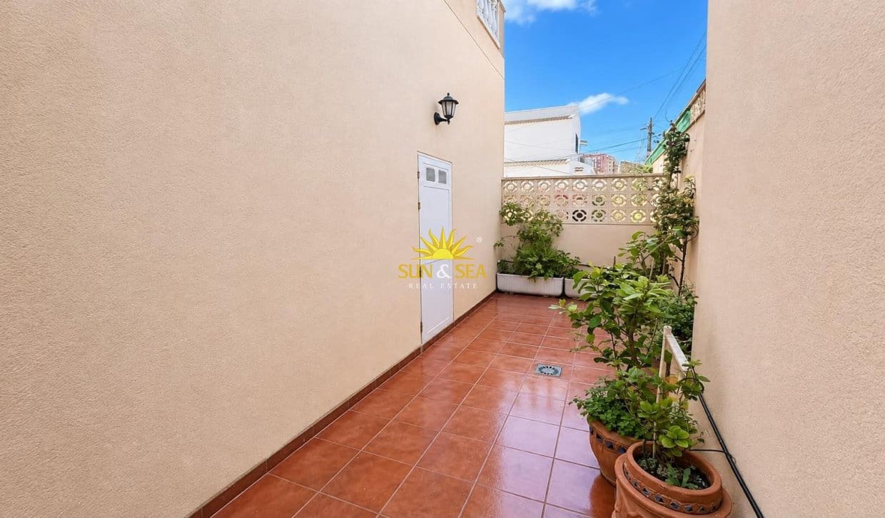 3 soverom Leilighet til salgs i Torrevieja med garasje - € 296 990 (Ref: 10019371)