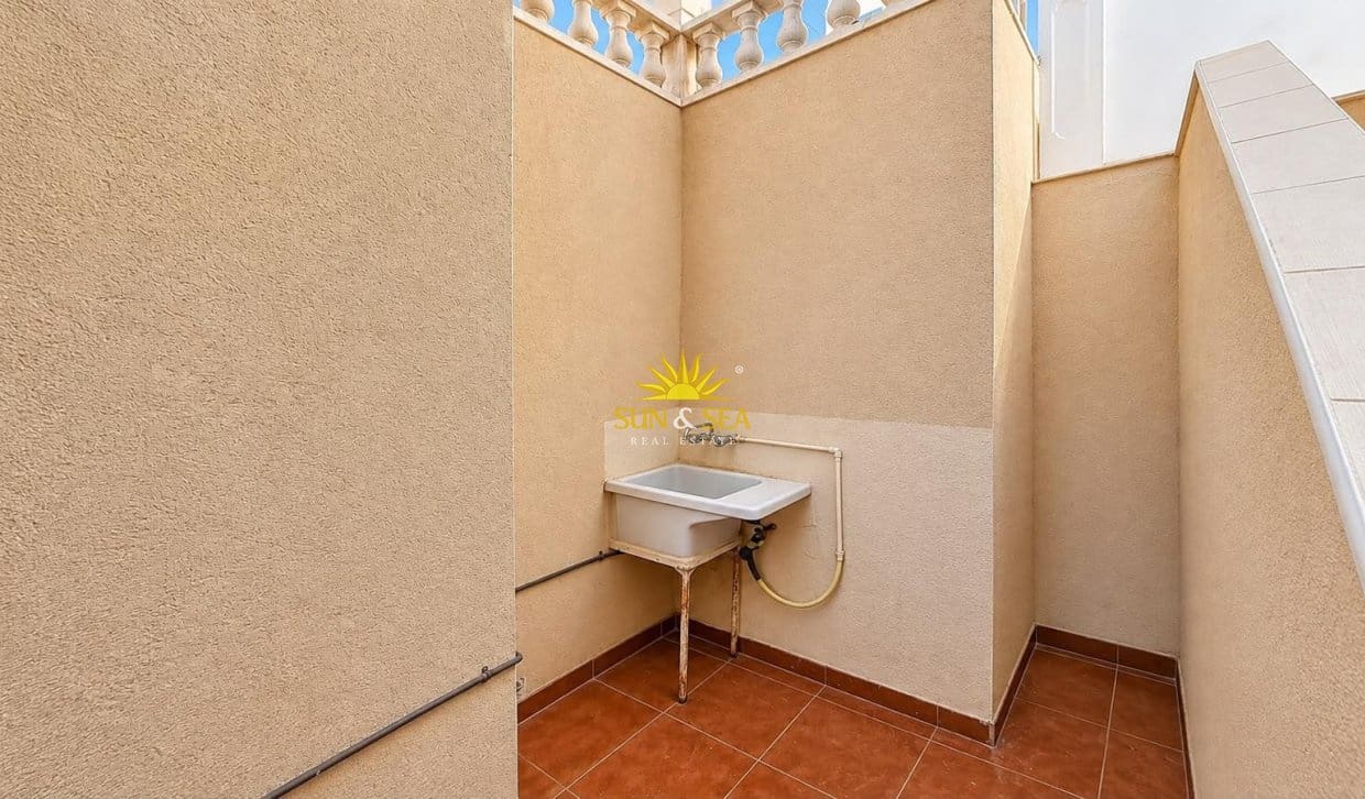 3 soverom Leilighet til salgs i Torrevieja med garasje - € 296 990 (Ref: 10019371)