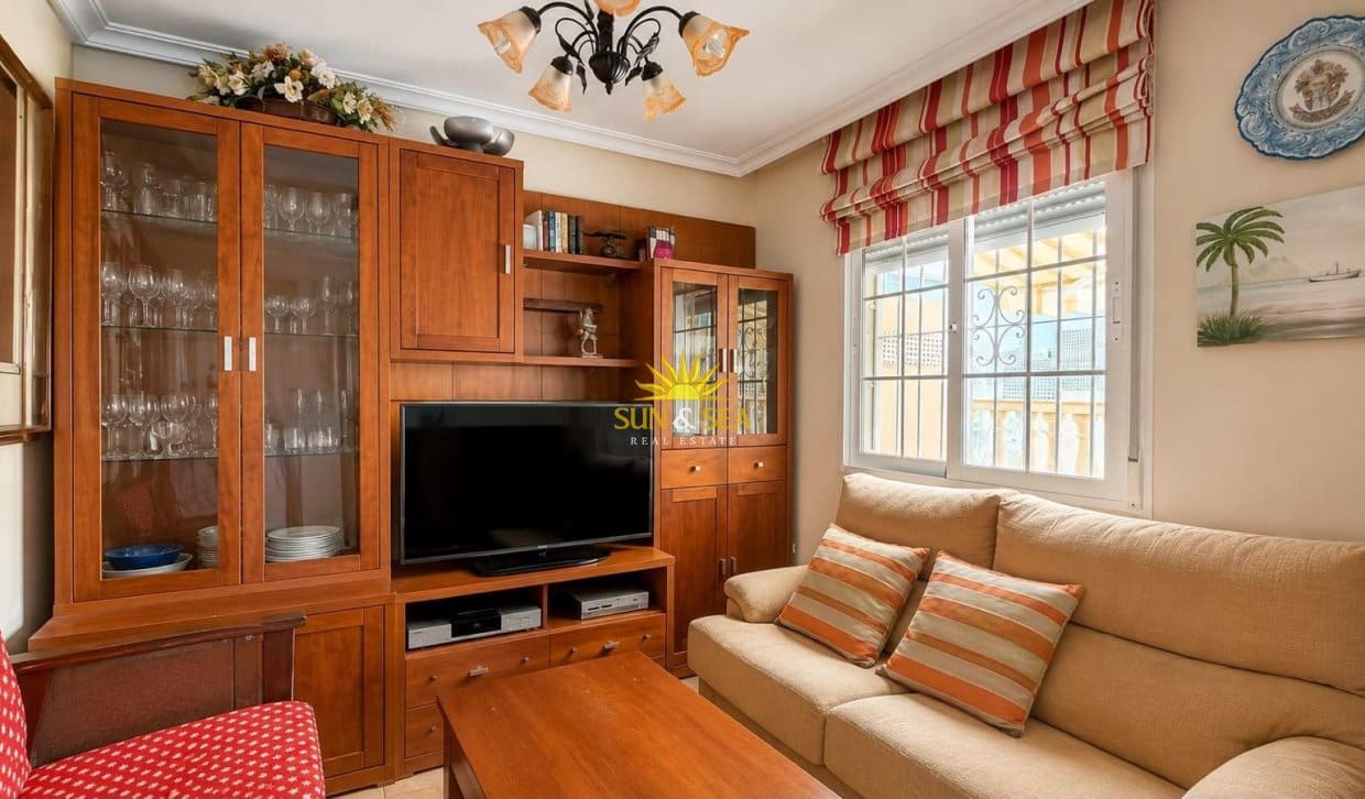 3 soverom Leilighet til salgs i Torrevieja med garasje - € 296 990 (Ref: 10019371)