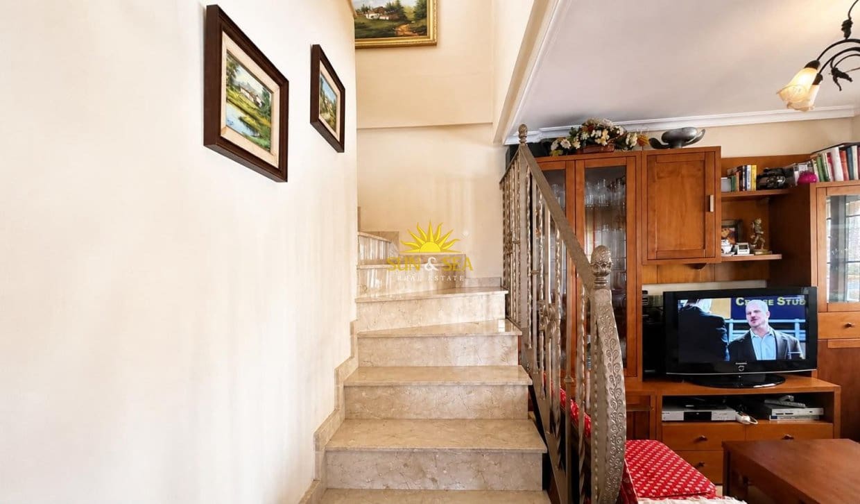 3 soverom Leilighet til salgs i Torrevieja med garasje - € 296 990 (Ref: 10019371)
