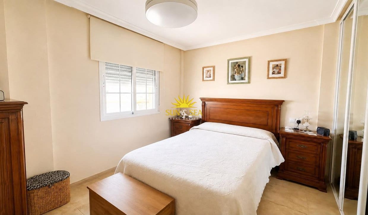 3 soverom Leilighet til salgs i Torrevieja med garasje - € 296 990 (Ref: 10019371)
