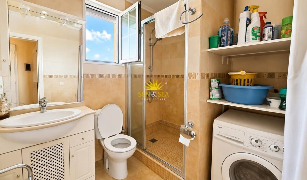 3 soverom Leilighet til salgs i Torrevieja med garasje - € 296 990 (Ref: 10019371)