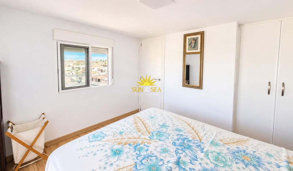 3 soverom Leilighet til salgs i Torrevieja med garasje - € 296 990 (Ref: 10019371)