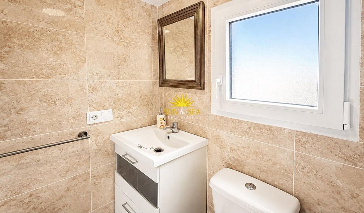 3 soverom Leilighet til salgs i Torrevieja med garasje - € 296 990 (Ref: 10019371)
