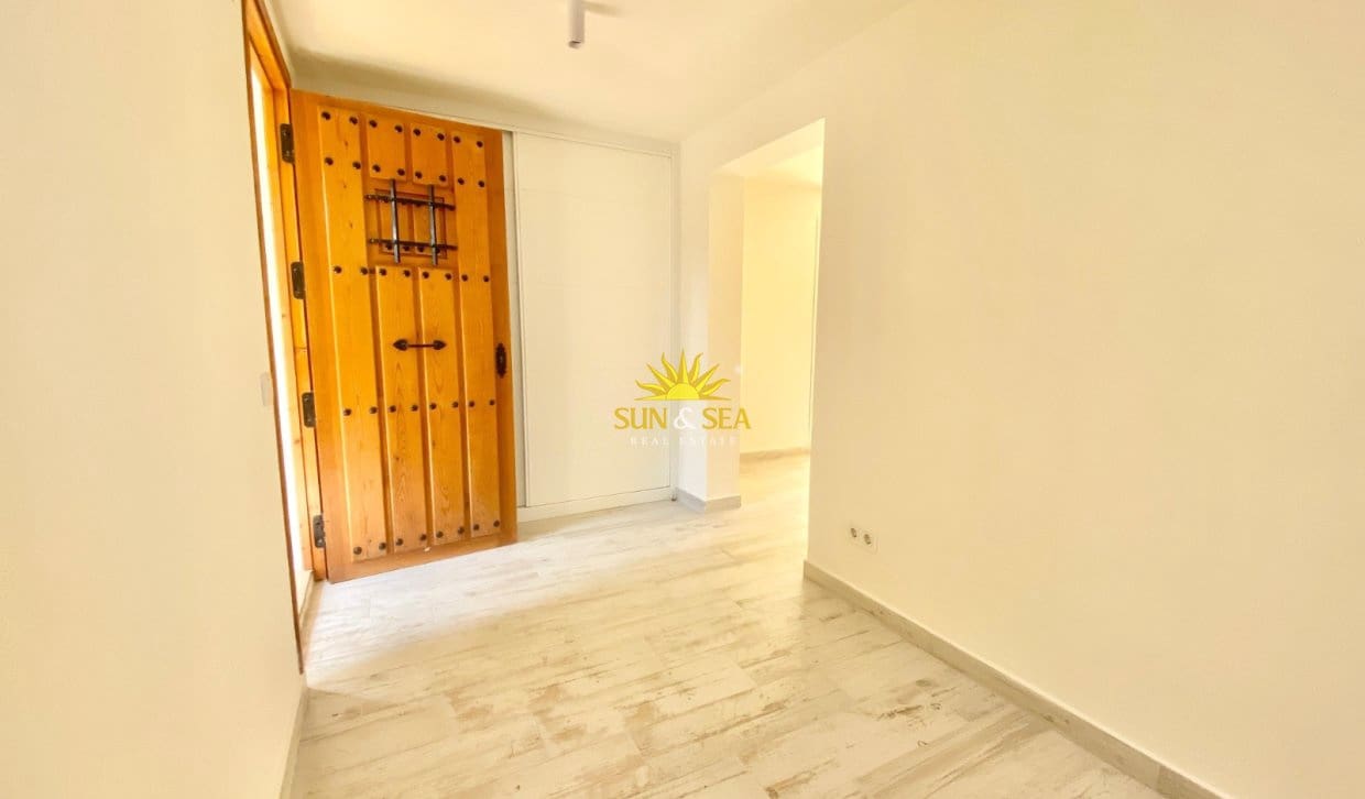 4 slaapkamer Villa te huur in Albir met zwembad garage - € 3.500 (Ref: 10019544)