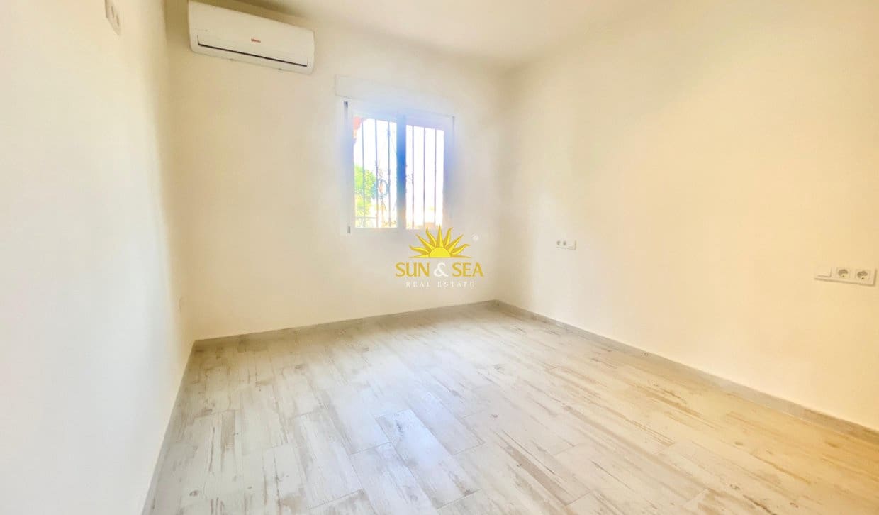 4 slaapkamer Villa te huur in Albir met zwembad garage - € 3.500 (Ref: 10019544)