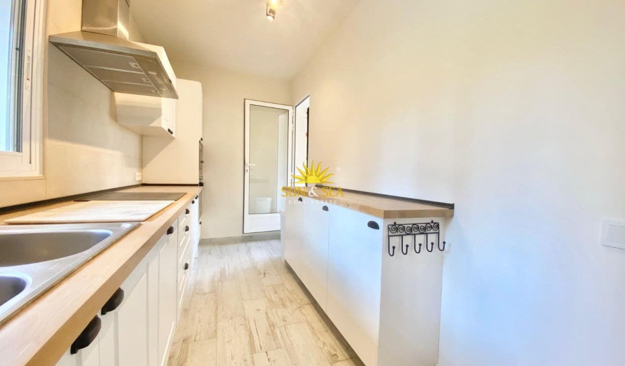 4 slaapkamer Villa te huur in Albir met zwembad garage - € 3.500 (Ref: 10019544)
