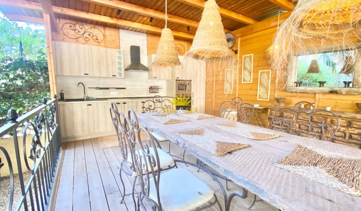 4 slaapkamer Villa te huur in Albir met zwembad garage - € 3.500 (Ref: 10019544)