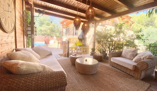 4 slaapkamer Villa te huur in Albir, Alfaz del Pi / L'Alfàs del Pi met zwembad garage - € 3.500 (Ref: 10019544)
