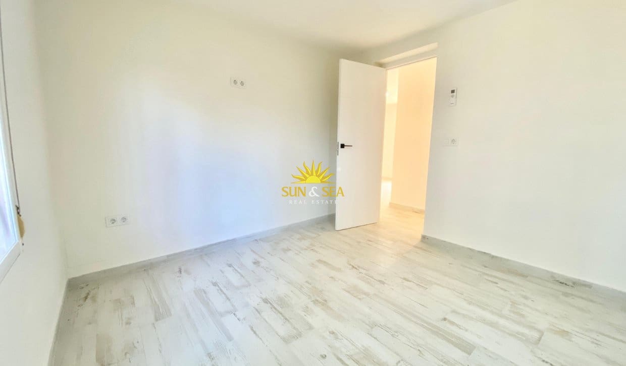 4 slaapkamer Villa te huur in Albir met zwembad garage - € 3.500 (Ref: 10019544)