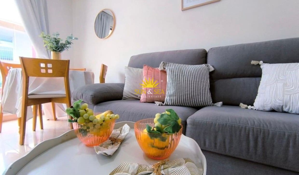 2 soverom Leilighet til salgs i Guardamar del Segura - € 165 000 (Ref: 10021208)