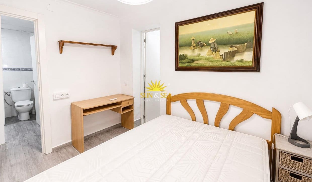 3 bedroom Villa for sale in Torrevieja with garage - € 179,990 (Ref: 10021389)