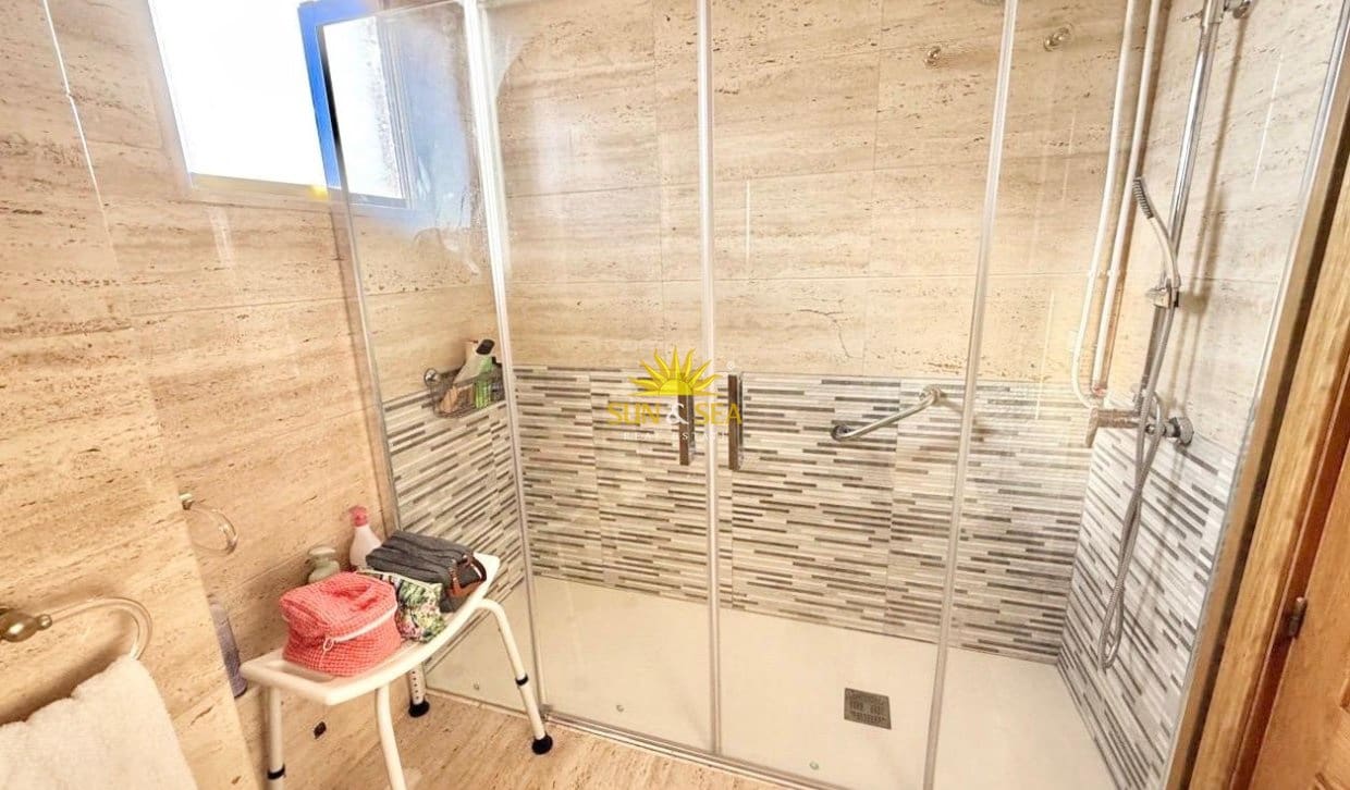 2 camera da letto Appartamento da affittare in Benidorm con piscina garage - 2.200 € (Rif: 10021390)