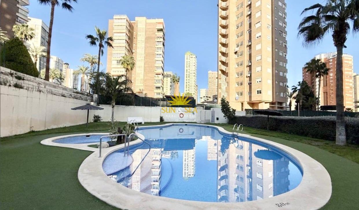 2 camera da letto Appartamento da affittare in Benidorm con piscina garage - 2.200 € (Rif: 10021390)