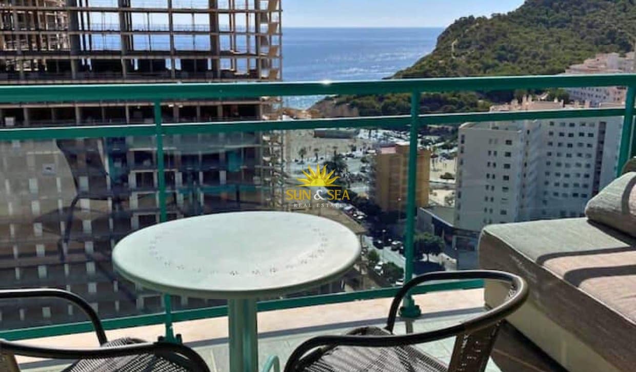 1 makuuhuone Huoneisto vuokrattavana paikassa La Villajoyosa / Vila Joiosa mukana uima-altaan - 950 € (Ref: 10021394)