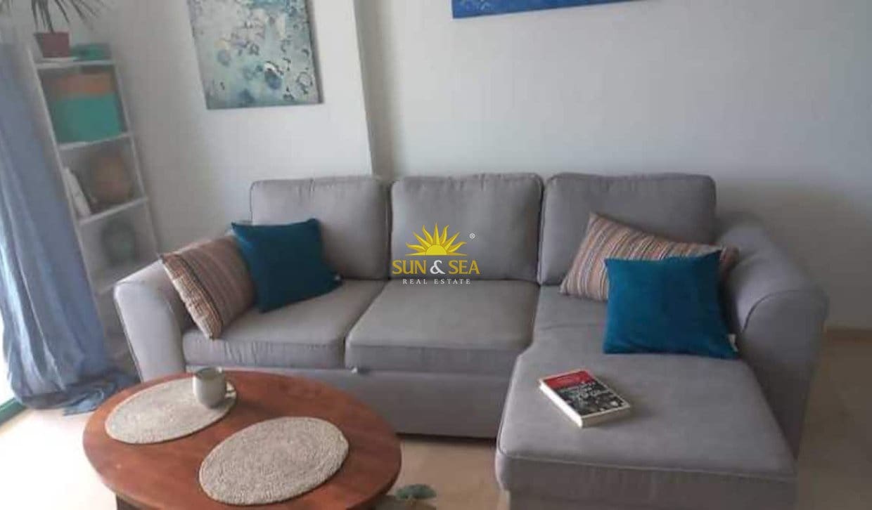 1 makuuhuone Huoneisto vuokrattavana paikassa La Villajoyosa / Vila Joiosa mukana uima-altaan - 950 € (Ref: 10021394)
