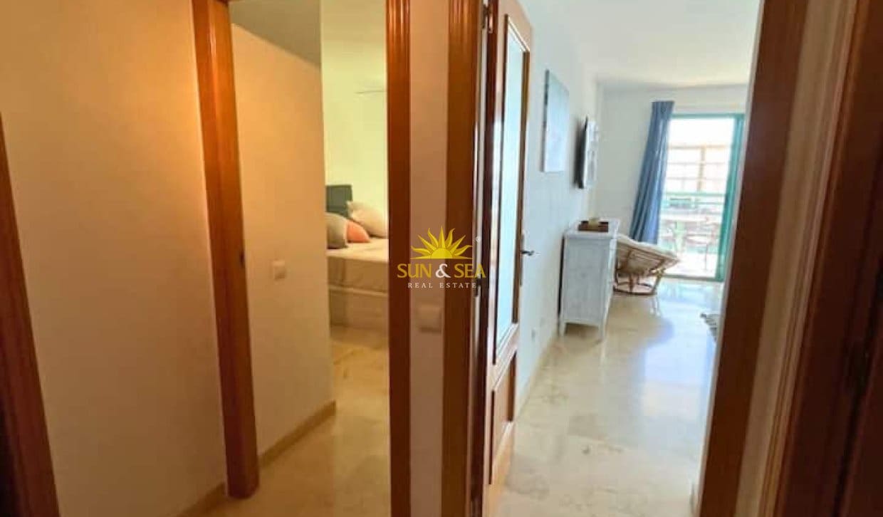 1 makuuhuone Huoneisto vuokrattavana paikassa La Villajoyosa / Vila Joiosa mukana uima-altaan - 950 € (Ref: 10021394)
