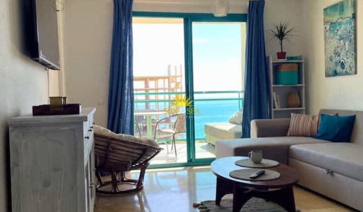 1 makuuhuone Huoneisto vuokrattavana paikassa La Villajoyosa / Vila Joiosa mukana uima-altaan - 950 € (Ref: 10021394)