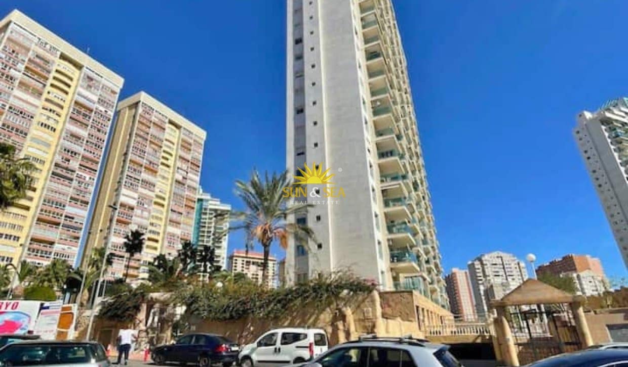 1 makuuhuone Huoneisto vuokrattavana paikassa La Villajoyosa / Vila Joiosa mukana uima-altaan - 950 € (Ref: 10021394)
