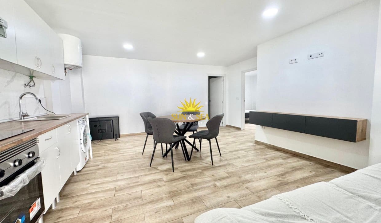Villa/Maison de 1 chambre à louer à Orihuela - 650 € (Ref: 10021636)