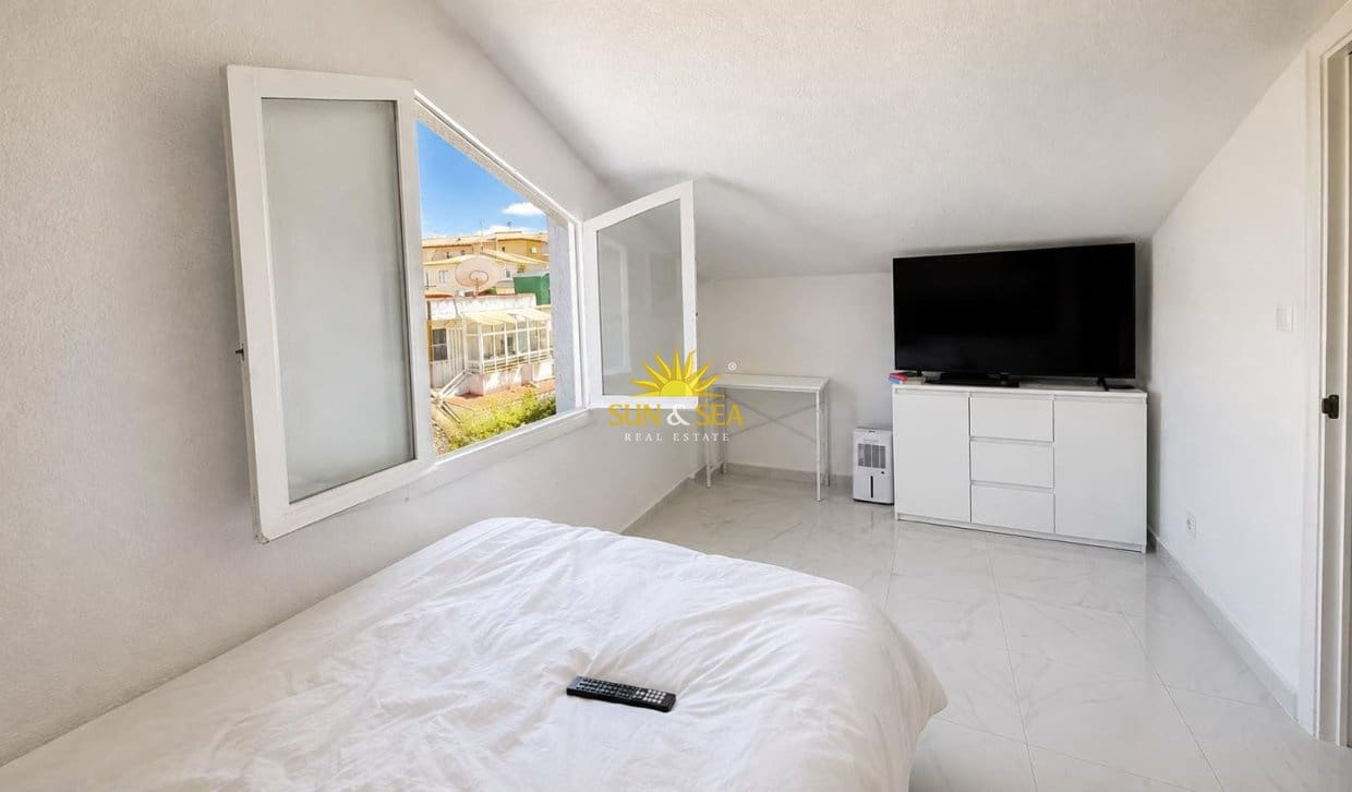 2 slaapkamer Bungalow te koop in Torrevieja - € 99.900 (Ref: 10021638)