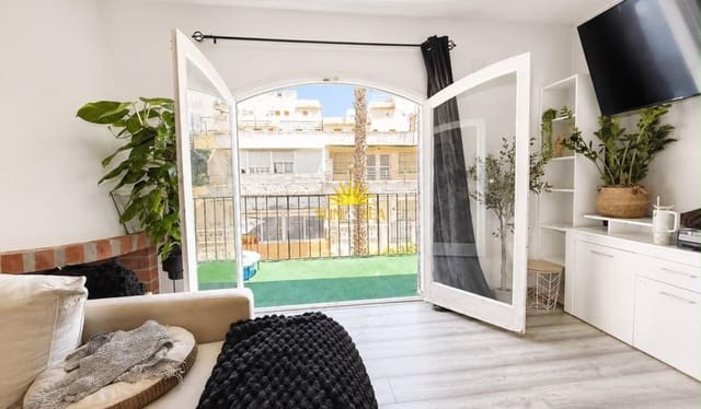 2 bedroom Bungalow for sale in Nueva Torrevieja, Torrevieja - € 99,900 (Ref: 10021638)