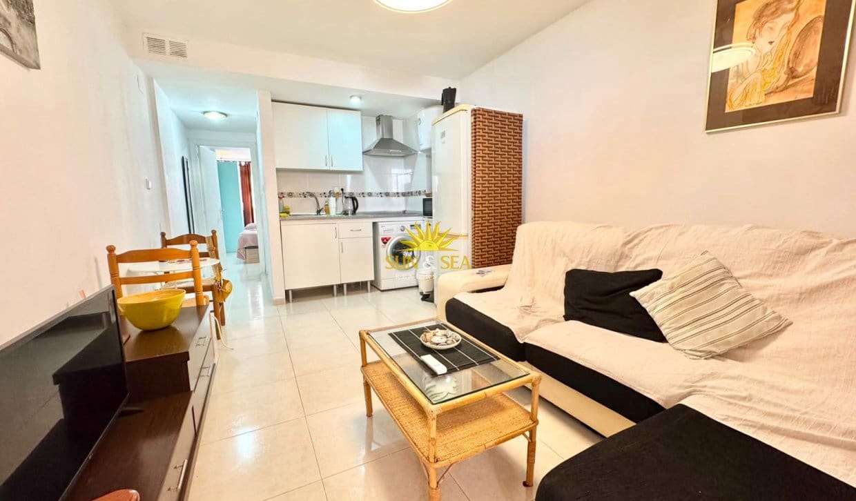 Apartamento de 1 habitación en Guardamar del Segura en alquiler vacacional - 500 € (Ref: 10021725)