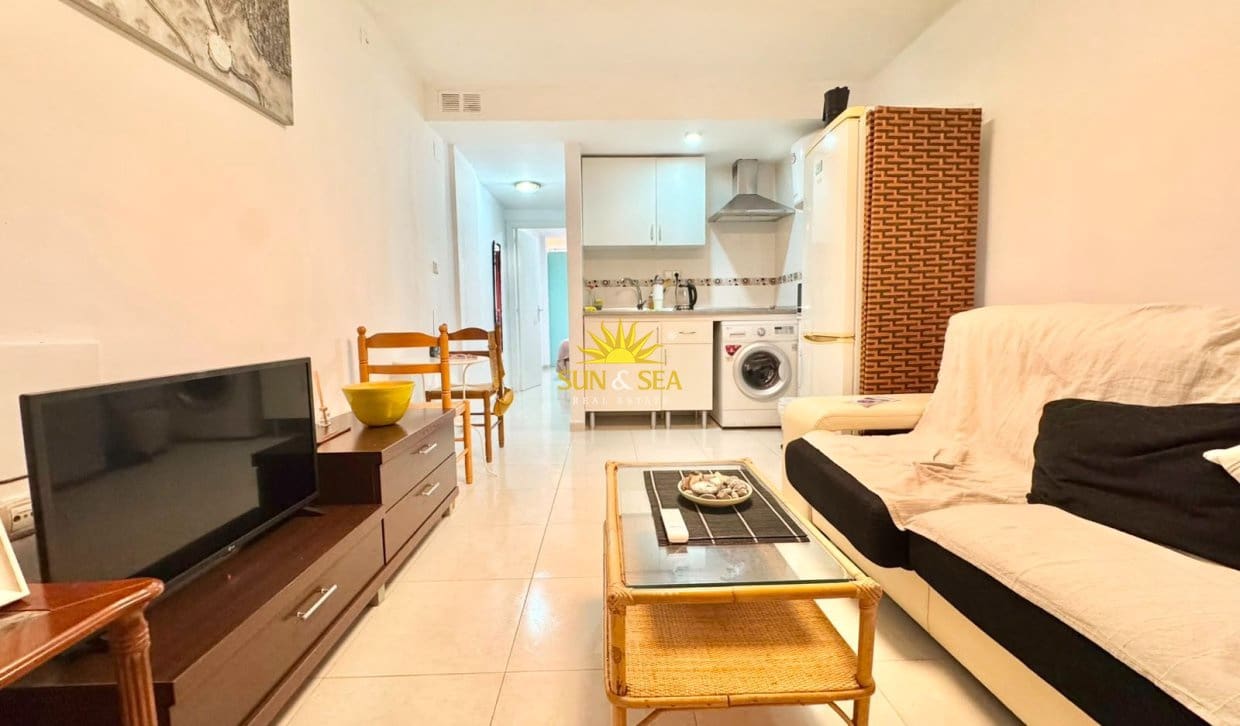 Apartamento de 1 habitación en Guardamar del Segura en alquiler vacacional - 500 € (Ref: 10021725)